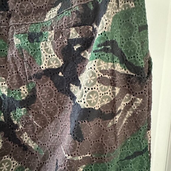 Guess Camo Crochet Cargo High Rise Joggers Pants Womens Size 30 NWOT RARE Boho - Picture 13 of 16
